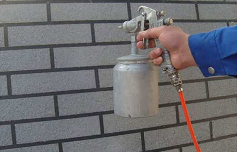 真石漆如何噴涂？真石漆發(fā)花怎么辦？