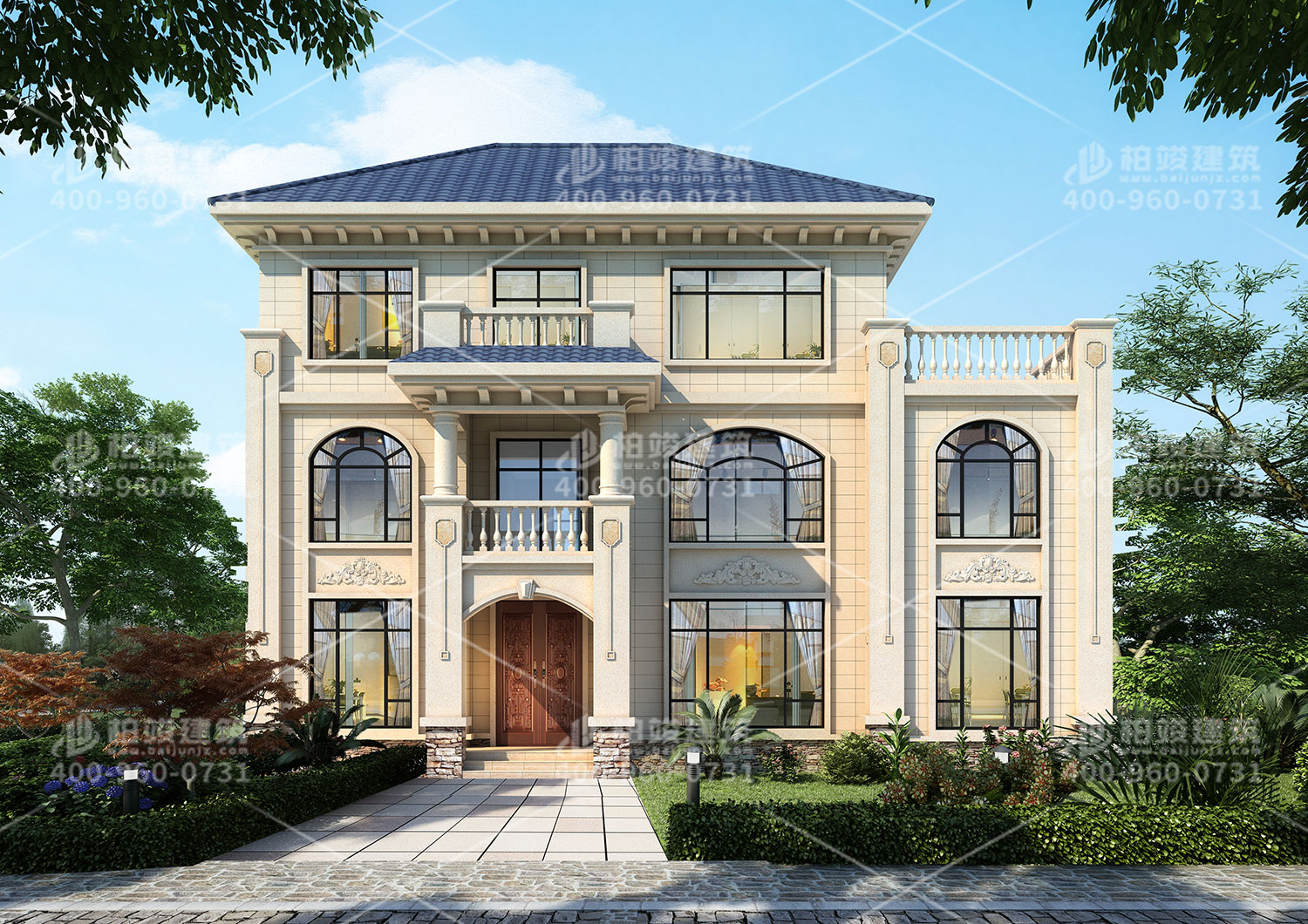 三層歐式風(fēng)格別墅設(shè)計(jì)，帶露臺(tái)方便晾曬。