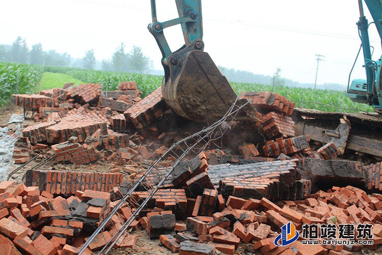 或?qū)ⅰ敖型！鞭r(nóng)村自建房，連翻修都不允許？現(xiàn)在答案已經(jīng)出來了